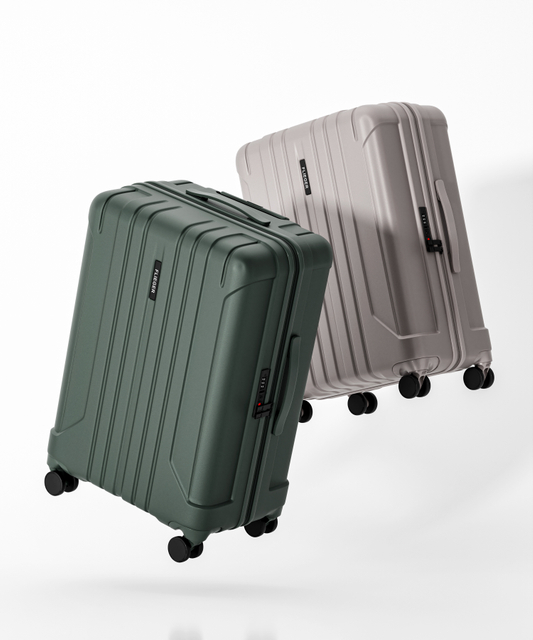  Lightweight Suitcase Set 20 24 28 Inch Travel Trolley Bag - TSA Approved Lock & 360 Spinner Wheels