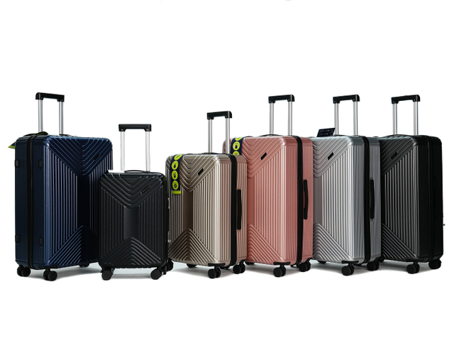 Scratch-Resistant Chevron Vertical Stripe PP Hard Shell Luggage with Silent Spinner Wheels